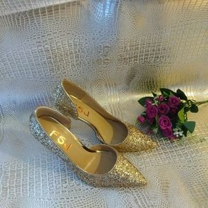Gold glitter pointed toe pumps